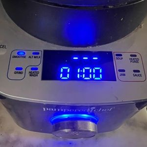 Pamper Chef Deluxe Cooking Blender